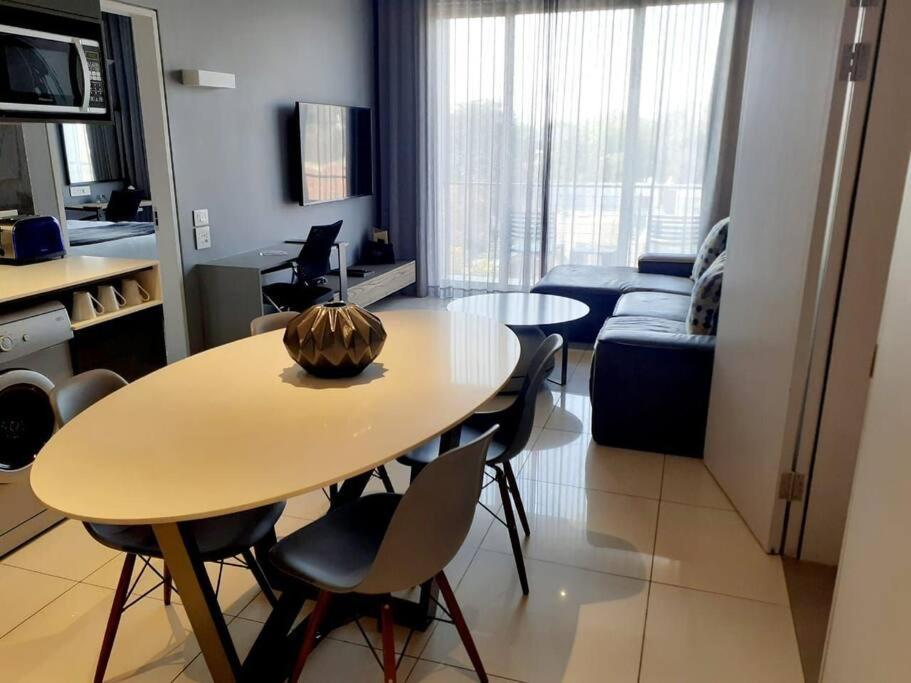 530 On The Parks Apartment Johannesburg Bagian luar foto